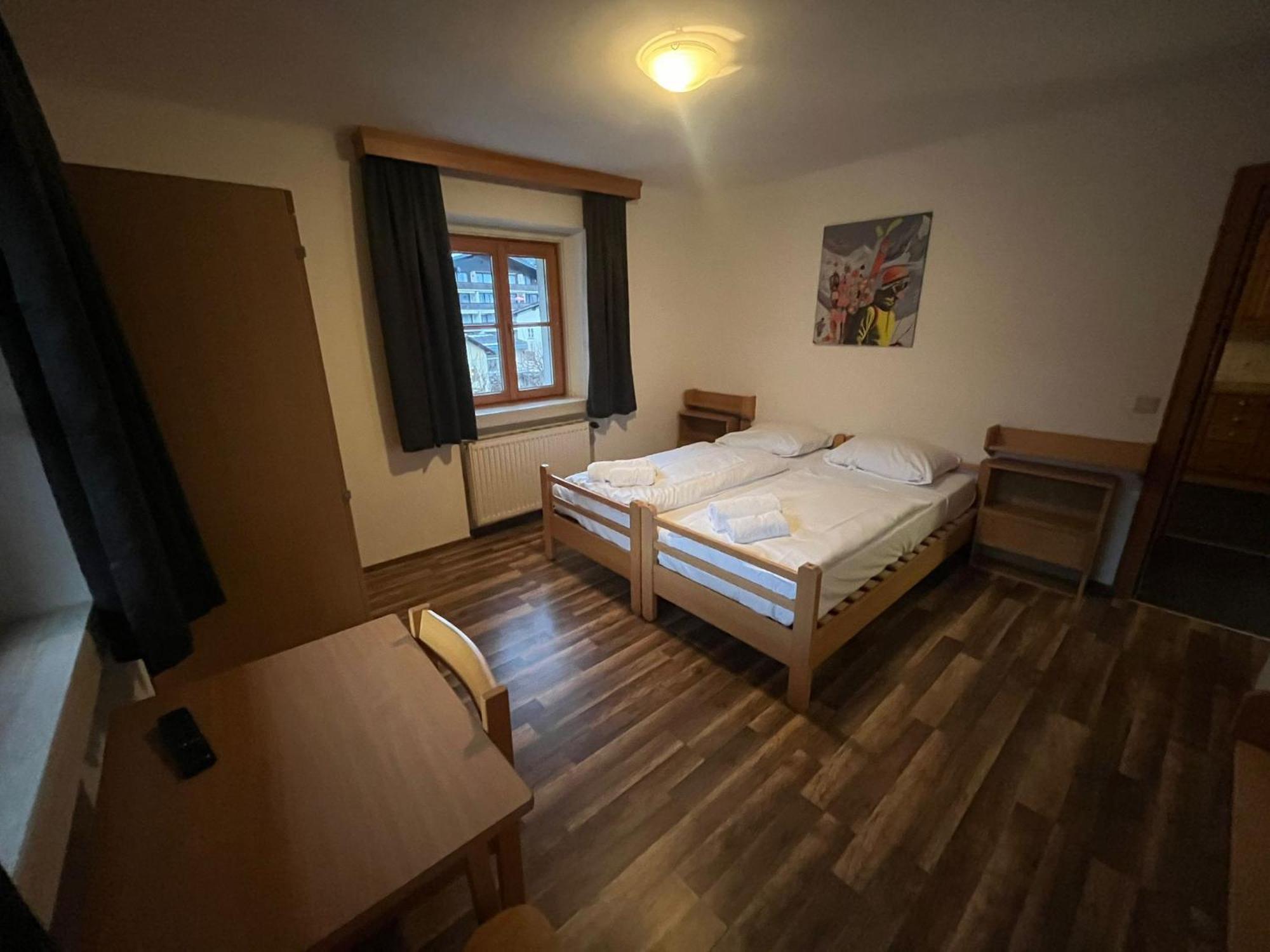 Twenty Seven City Hotel Zell am See Ngoại thất bức ảnh