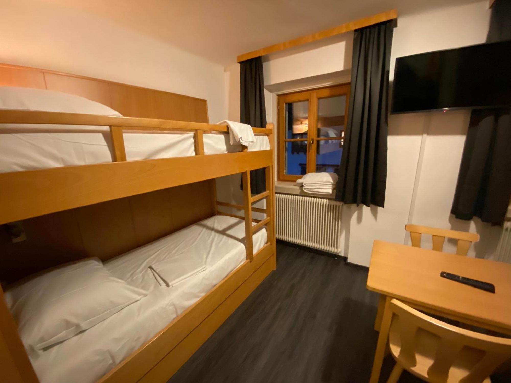 Twenty Seven City Hotel Zell am See Ngoại thất bức ảnh