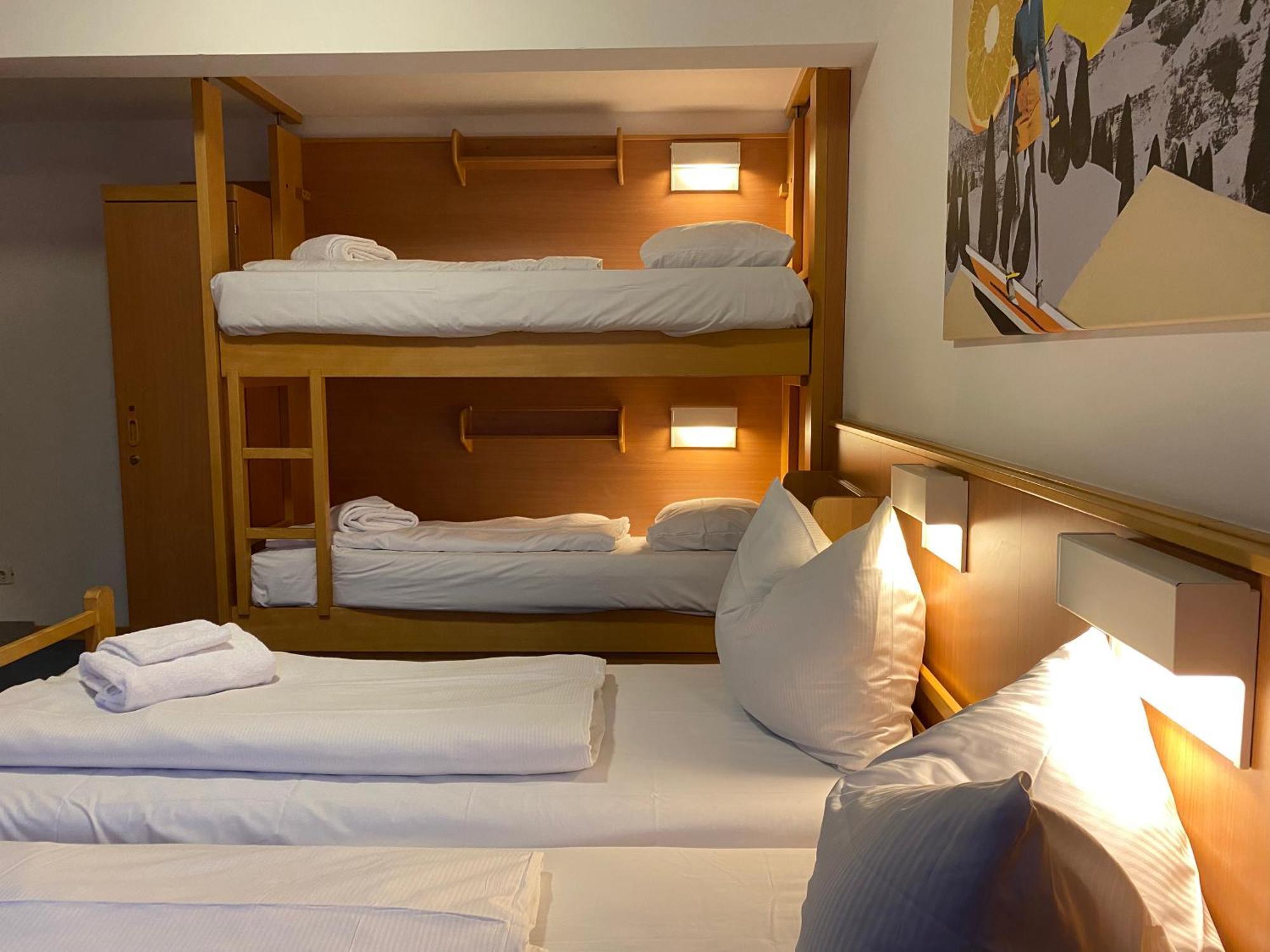 Twenty Seven City Hotel Zell am See Ngoại thất bức ảnh