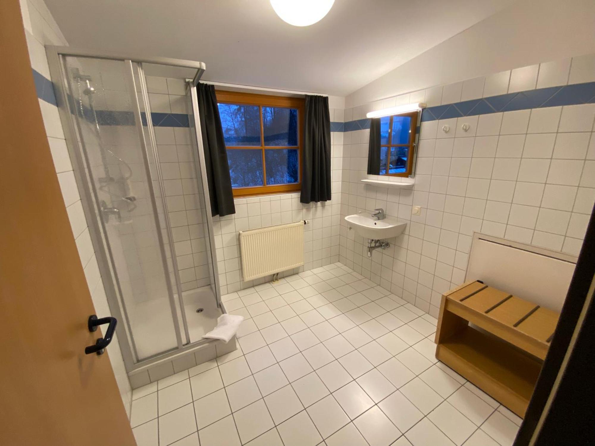 Twenty Seven City Hotel Zell am See Ngoại thất bức ảnh