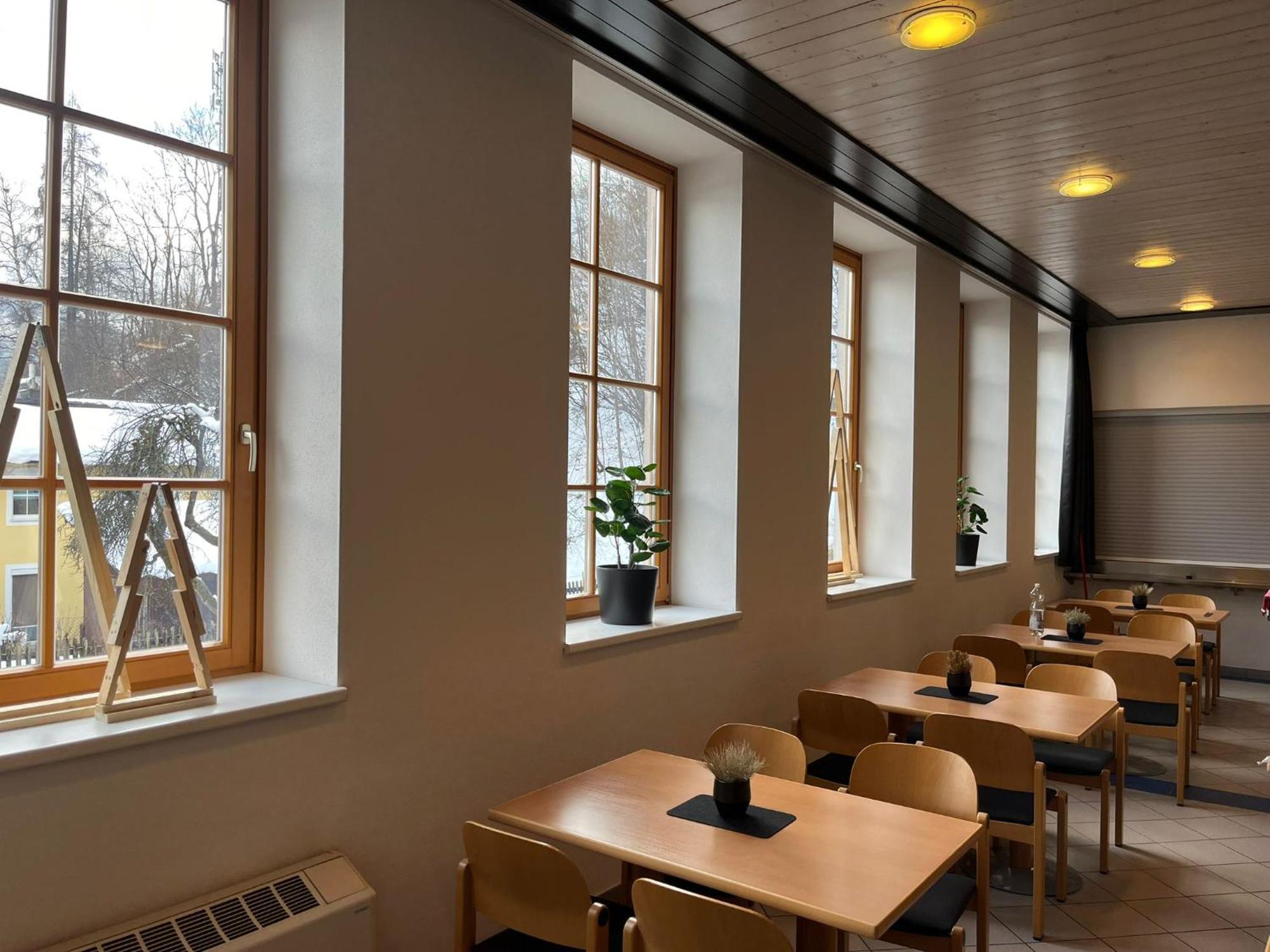 Twenty Seven City Hotel Zell am See Ngoại thất bức ảnh