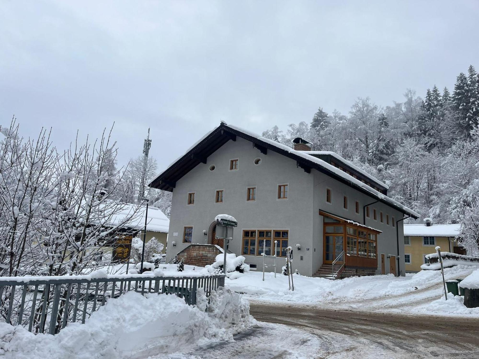 Twenty Seven City Hotel Zell am See Ngoại thất bức ảnh